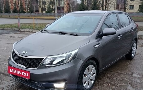 KIA Rio III рестайлинг, 2015 год, 1 100 000 рублей, 3 фотография