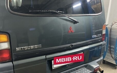 Mitsubishi Delica III, 1989 год, 800 000 рублей, 4 фотография