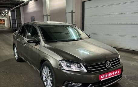 Volkswagen Passat B7, 2011 год, 1 120 000 рублей, 2 фотография