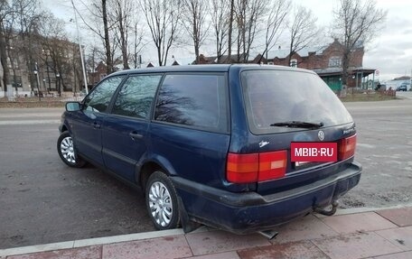 Volkswagen Passat B4, 1994 год, 270 000 рублей, 4 фотография