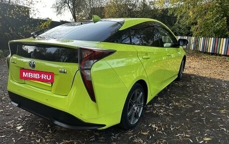 Toyota Prius IV XW50, 2016 год, 1 790 000 рублей, 7 фотография