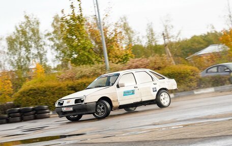 Ford Sierra I, 1984 год, 320 000 рублей, 9 фотография