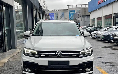 Volkswagen Tiguan II, 2021 год, 2 670 083 рублей, 3 фотография