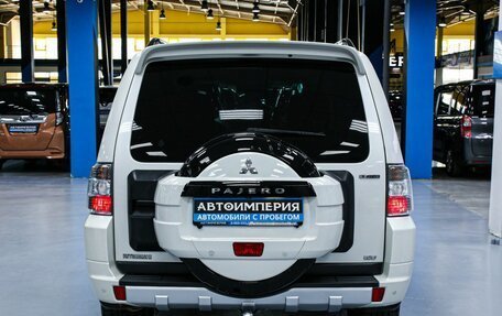 Mitsubishi Pajero IV, 2014 год, 2 848 000 рублей, 10 фотография