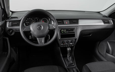 Skoda Rapid I, 2014 год, 1 174 000 рублей, 6 фотография