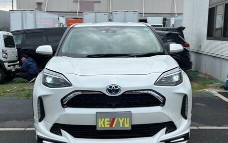 Toyota Yaris Cross, 2021 год, 1 495 000 рублей, 2 фотография