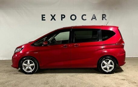 Honda Freed II, 2018 год, 1 620 000 рублей, 2 фотография