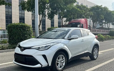 Toyota C-HR I рестайлинг, 2021 год, 2 065 000 рублей, 1 фотография