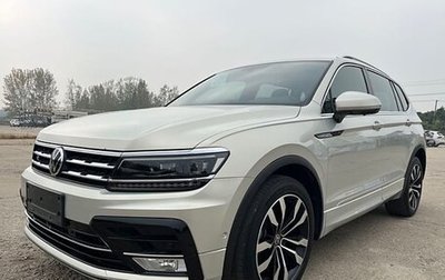 Volkswagen Tiguan II, 2021 год, 2 325 000 рублей, 1 фотография