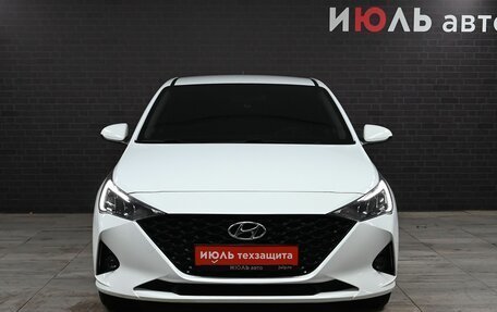 Hyundai Solaris II рестайлинг, 2020 год, 1 870 000 рублей, 2 фотография