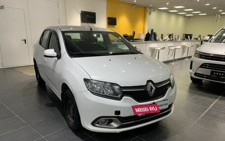 Renault Logan II, 2014 год, 550 000 рублей, 3 фотография