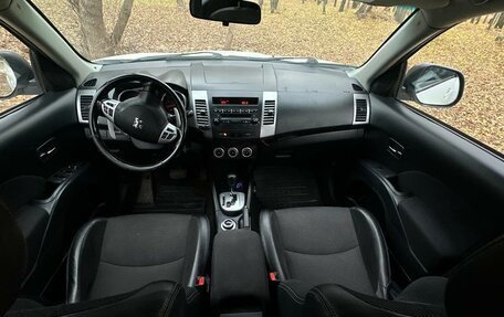 Peugeot 4007, 2009 год, 855 000 рублей, 11 фотография