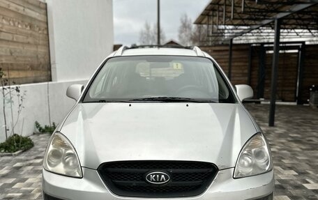 KIA Carens III (RP), 2007 год, 590 000 рублей, 2 фотография