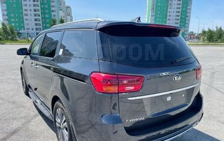 KIA Carnival III, 2019 год, 2 850 000 рублей, 4 фотография