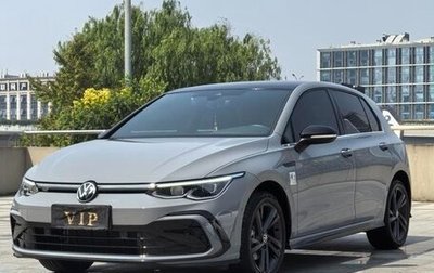 Volkswagen Golf VIII, 2022 год, 2 415 000 рублей, 1 фотография