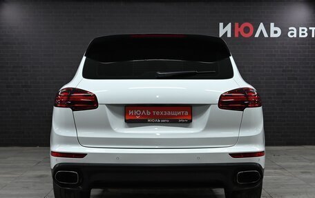 Porsche Cayenne III, 2015 год, 4 972 000 рублей, 5 фотография