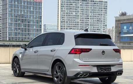 Volkswagen Golf VIII, 2022 год, 2 415 000 рублей, 4 фотография