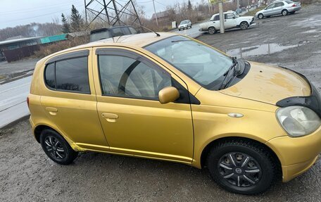 Toyota Vitz, 1999 год, 380 000 рублей, 2 фотография