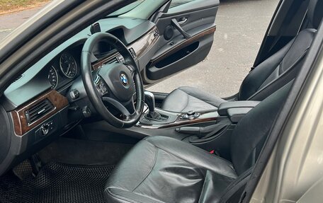 BMW 3 серия, 2010 год, 870 000 рублей, 13 фотография