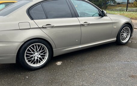 BMW 3 серия, 2010 год, 870 000 рублей, 7 фотография