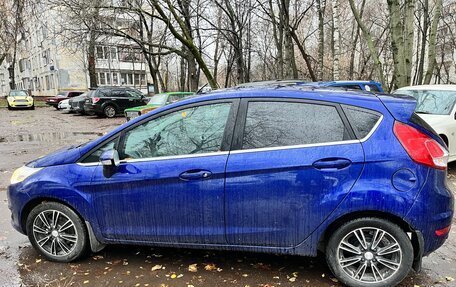 Ford Fiesta, 2015 год, 900 000 рублей, 3 фотография