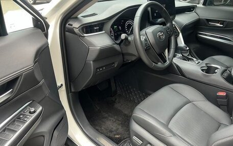 Toyota Venza, 2022 год, 3 877 000 рублей, 8 фотография