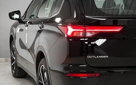 Mitsubishi Outlander, 2023 год, 5 250 000 рублей, 9 фотография