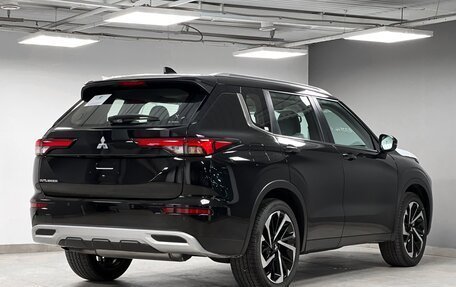 Mitsubishi Outlander, 2023 год, 5 250 000 рублей, 8 фотография