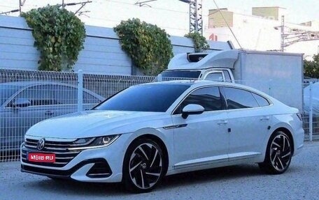 Volkswagen Arteon I, 2022 год, 3 000 010 рублей, 1 фотография