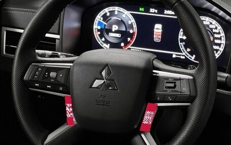 Mitsubishi Outlander, 2023 год, 5 250 000 рублей, 14 фотография