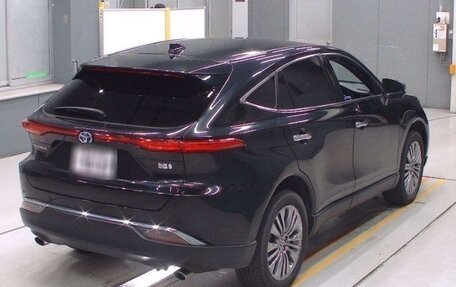 Toyota Harrier, 2021 год, 4 020 000 рублей, 6 фотография