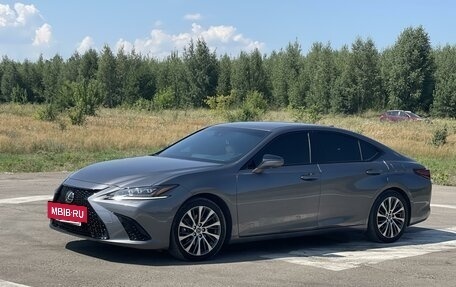 Lexus ES VII, 2018 год, 4 100 000 рублей, 9 фотография