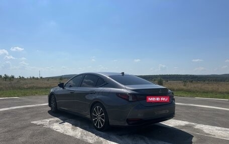 Lexus ES VII, 2018 год, 4 100 000 рублей, 10 фотография