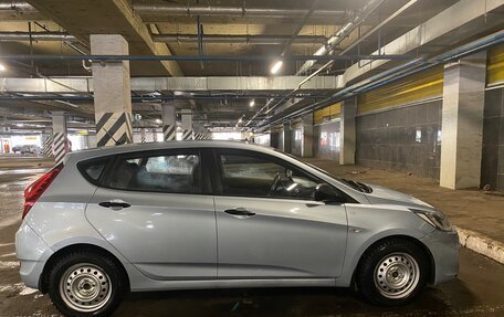 Hyundai Solaris II рестайлинг, 2012 год, 830 000 рублей, 4 фотография