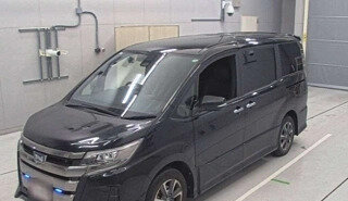 Toyota Noah III, 2021 год, 2 785 000 рублей, 1 фотография