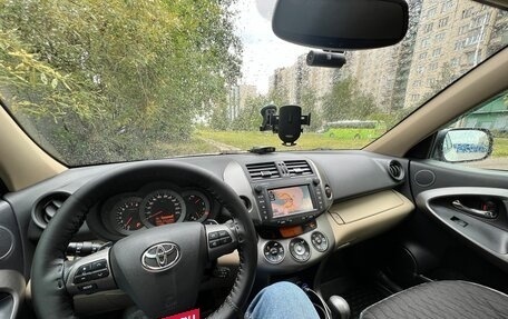 Toyota RAV4, 2011 год, 1 750 000 рублей, 5 фотография