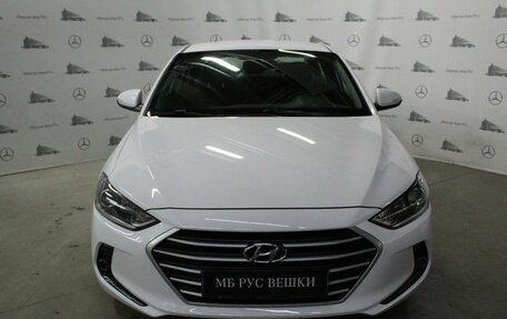 Hyundai Elantra VI рестайлинг, 2018 год, 1 850 000 рублей, 2 фотография