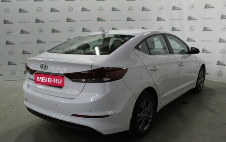 Hyundai Elantra VI рестайлинг, 2018 год, 1 850 000 рублей, 14 фотография