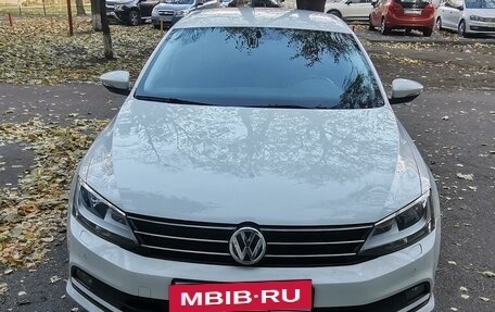 Volkswagen Jetta VI, 2016 год, 1 420 000 рублей, 3 фотография