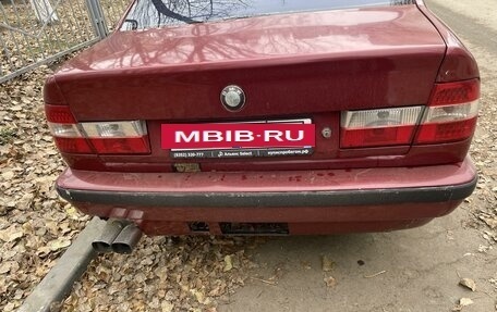 BMW 5 серия, 1994 год, 300 000 рублей, 2 фотография