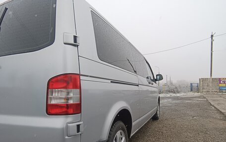 Volkswagen Transporter T5 рестайлинг, 2010 год, 1 700 000 рублей, 7 фотография