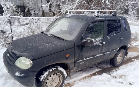 Chevrolet Niva I рестайлинг, 2003 год, 275 000 рублей, 3 фотография