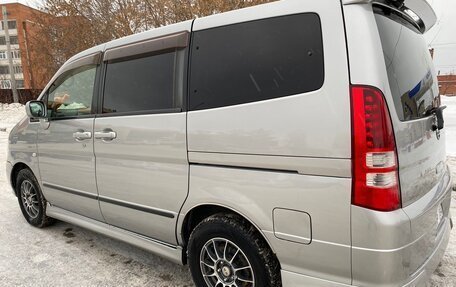 Nissan Serena II, 2005 год, 850 000 рублей, 10 фотография