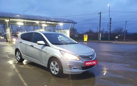 Hyundai Solaris II рестайлинг, 2014 год, 810 000 рублей, 4 фотография