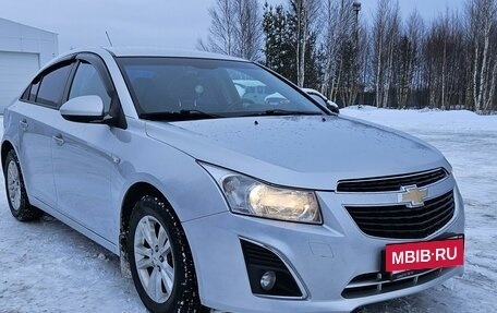 Chevrolet Cruze II, 2013 год, 830 000 рублей, 3 фотография