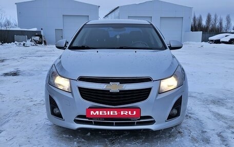 Chevrolet Cruze II, 2013 год, 830 000 рублей, 2 фотография