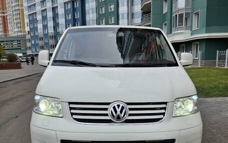 Volkswagen Multivan T5, 2009 год, 1 650 000 рублей, 2 фотография