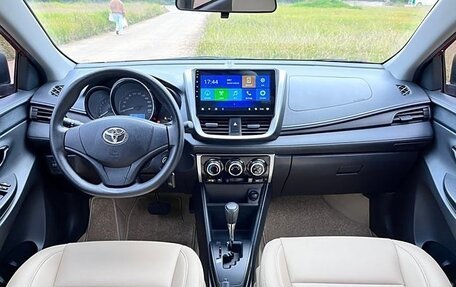 Toyota Yaris XP150 рестайлинг, 2020 год, 1 400 000 рублей, 9 фотография