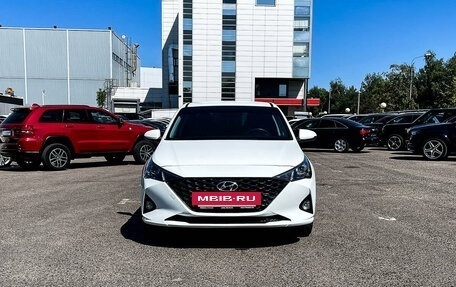 Hyundai Solaris II рестайлинг, 2020 год, 2 фотография