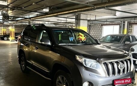 Toyota Land Cruiser Prado 150 рестайлинг 2, 2014 год, 4 270 000 рублей, 3 фотография